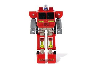 Fire Engine TG-02 Bootleg in Robot Mode